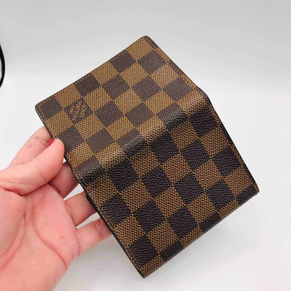 Authentic Louis Vuitton Envelope Business Card Holder - Picture 5 of 15